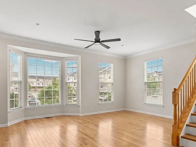1056 Pipistrelle Ct — Photo 5