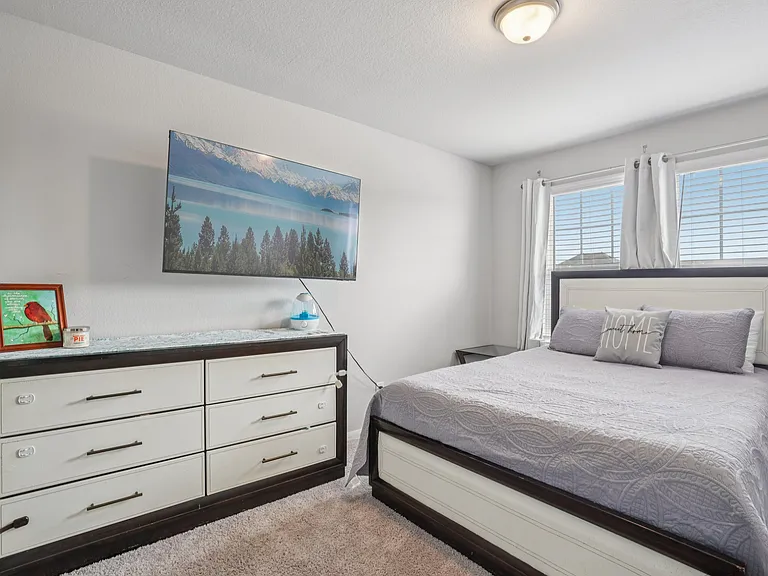 8915 Portobello Way — Photo 43