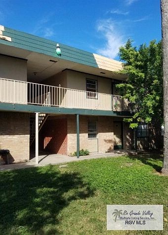 2nd image of 2304 Shidler Dr