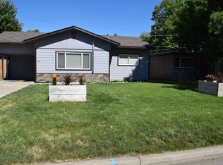 929 S Ivy St, Medford, OR