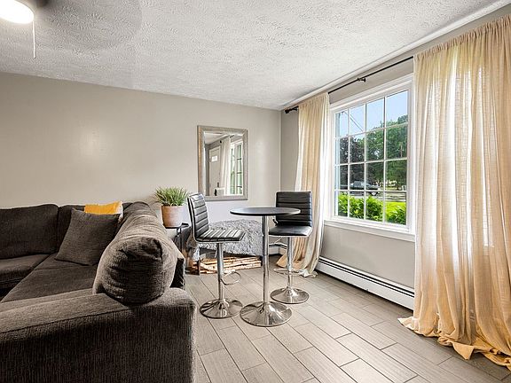 5th image of 15 Culver Street #19