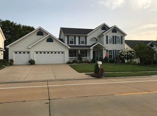 263 Barkwood Trails Dr, Saint Peters, MO 63376