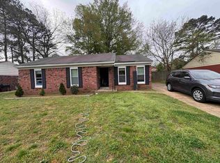 4274 Deerland St, Memphis, TN 38109