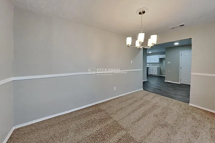 3 bed, 2.0 bath, 1652 sqft, $1,950 — Photo 4