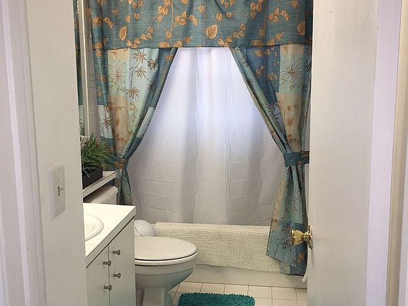 4th image of 6980 NW 173rd Dr APT 608
