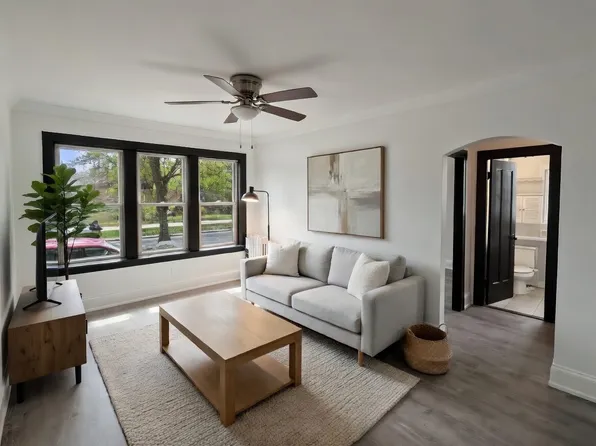 3352 N Long Ave Unit 1, Chicago, IL 60641