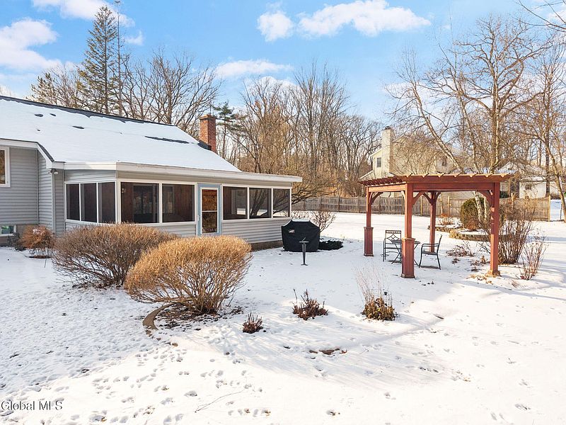 2nd image of 751 Carlton Road