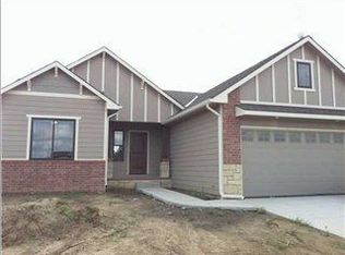 10422 E Fawn Grove St, Wichita, KS 67207