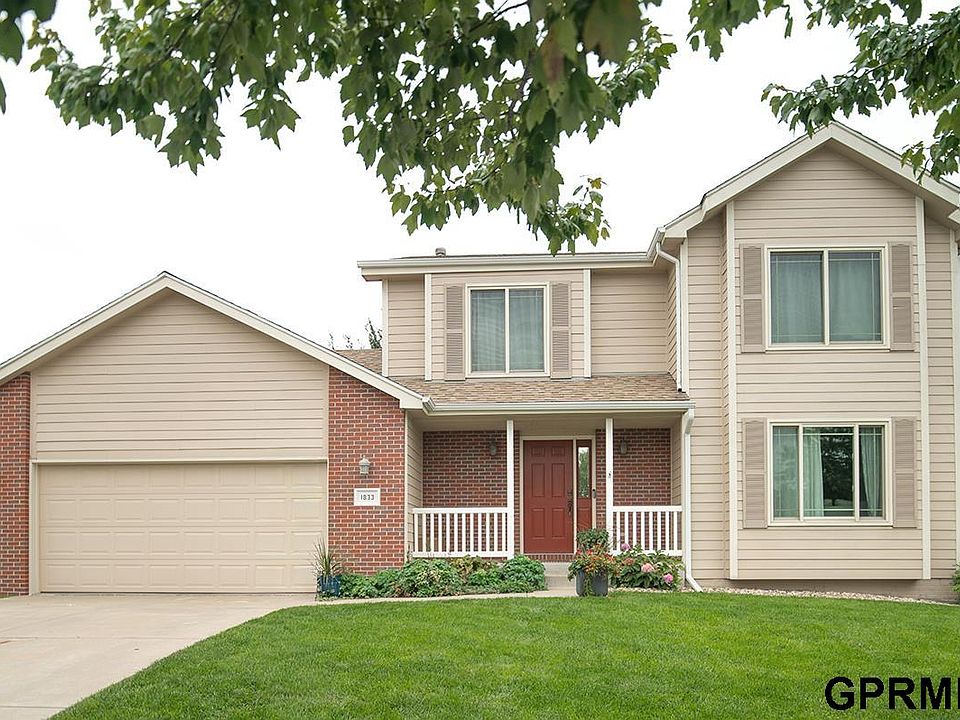 1st image of 1833 Spring Meadow Dr