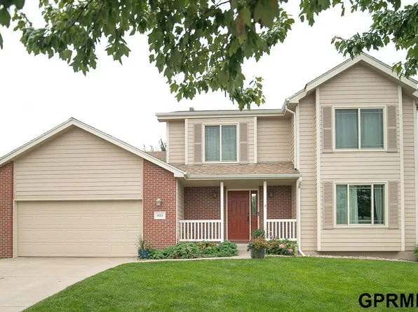 1833 Spring Meadow Dr, Lincoln, NE 68521