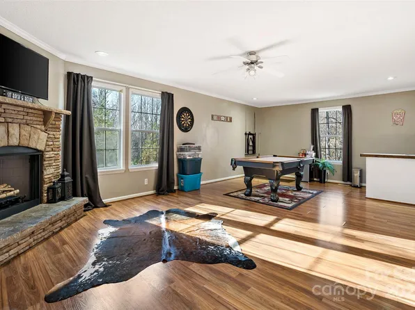 3135 Hudlow Rd, Forest City, NC 28043