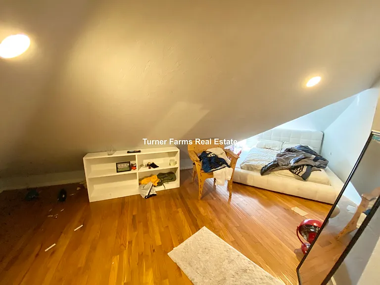 45 Cherokee St — Photo 16