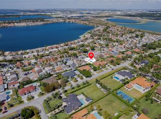 667 NW 124th Ave, Miami, FL 33182