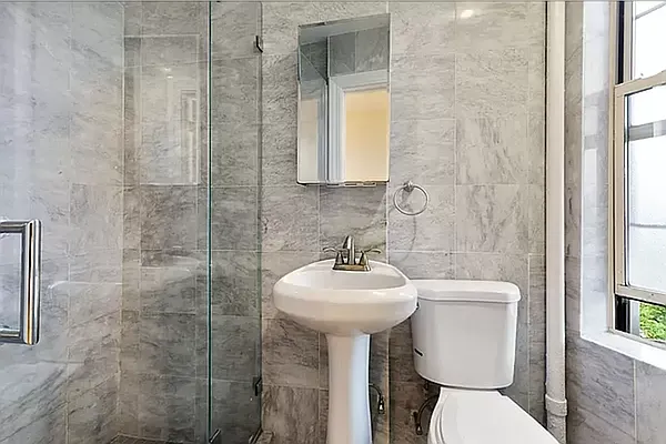 Rented by Dalan Rentals | media 19