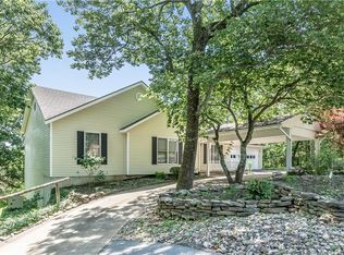 32 Table Rock Dr, Holiday island, AR 72631