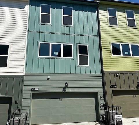 3rd image of 1353 Breezy St #111