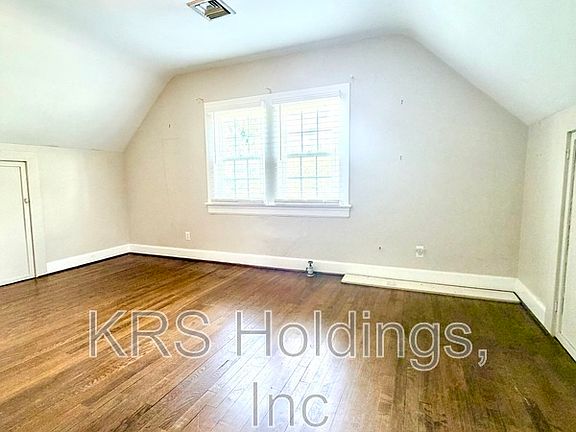 4th image of 2709 Old Forest Rd