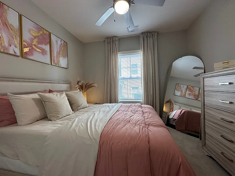 Pine Reserve Apartments — Photo 14
