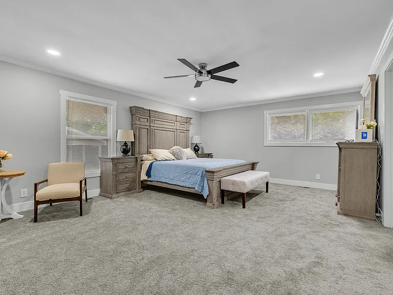 King bed