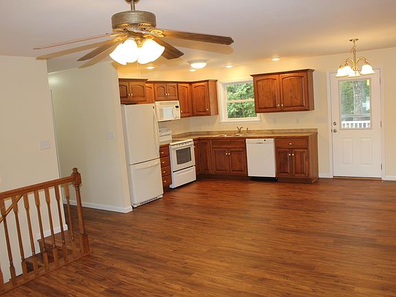4th image of 260 Heritage Hills Cir NE