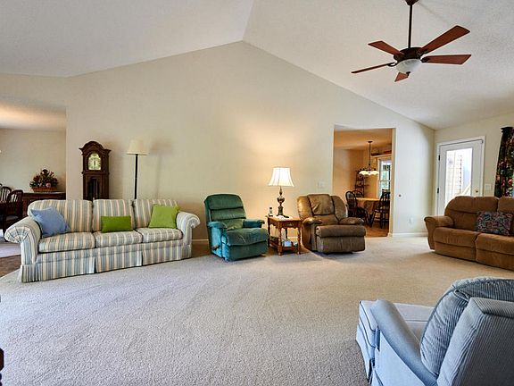 3rd image of 506 Stonehenge Dr
