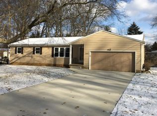 3835 Oneida St, Stow, OH 44224