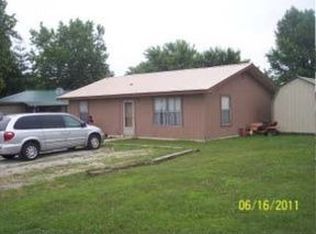 600 Oak Cir, Mountain Grove, MO 65711