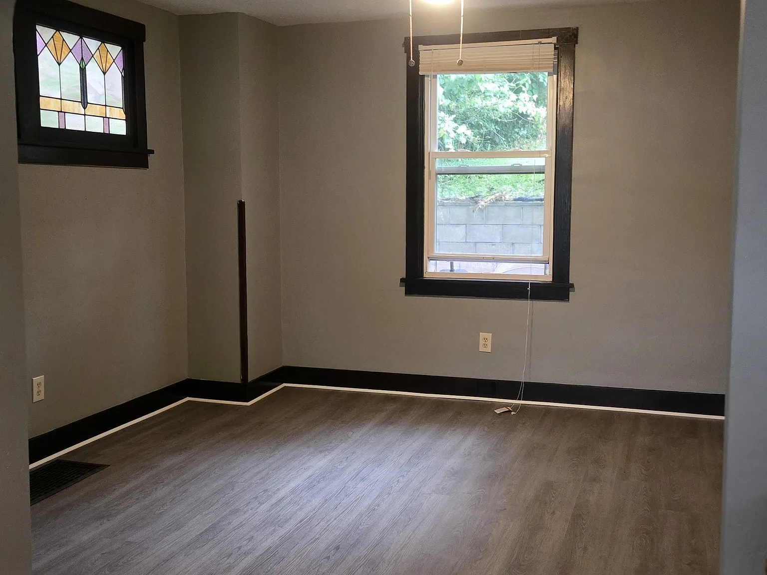 936 Woodbourne Avenue — Photo 4