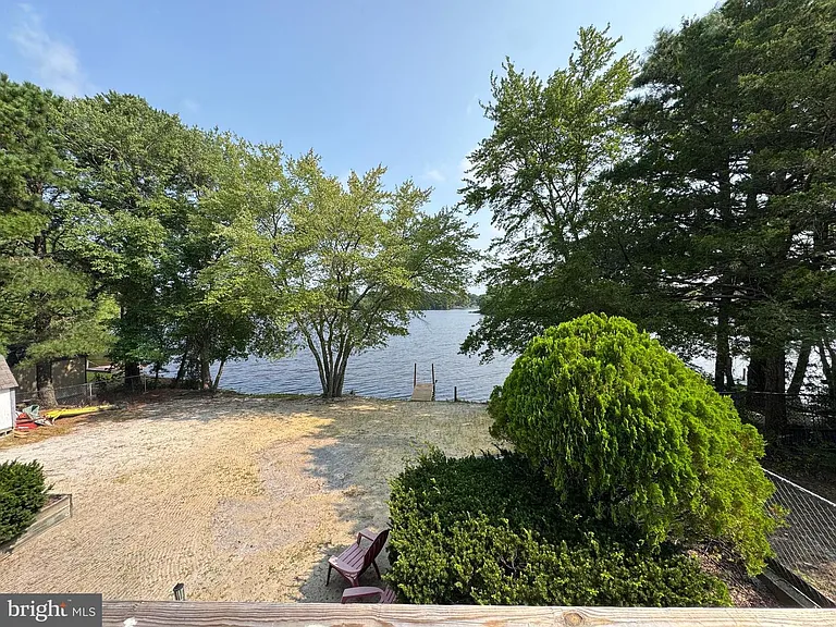 14 Cardinal Dr — Photo 24