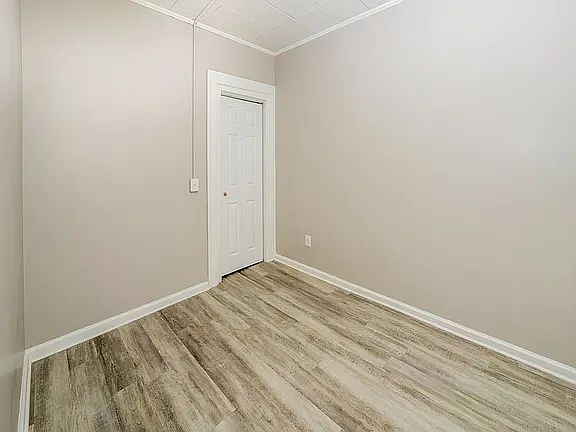 3rd image of 12514 W Myer Ln