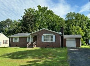 105 W 5th Ave, Lawrenceville, VA 23868