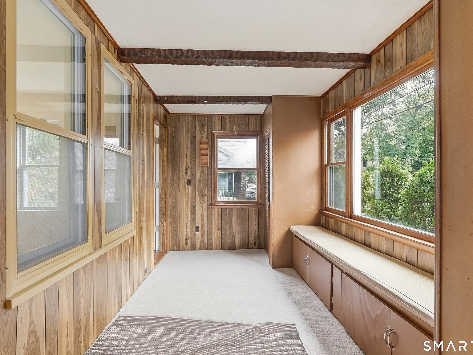 3 bed, 1.0 bath, 2467 sqft, $3,000 — Photo 4