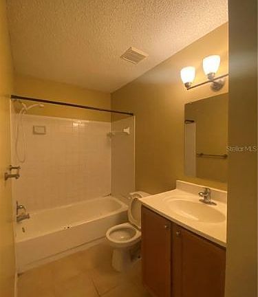 5th image of 214 Lake Parsons Grn Unit 203