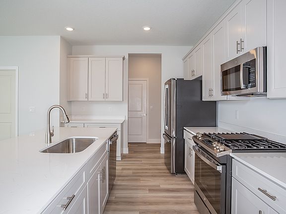 Anna Maria - Cozy Chic Interior Design