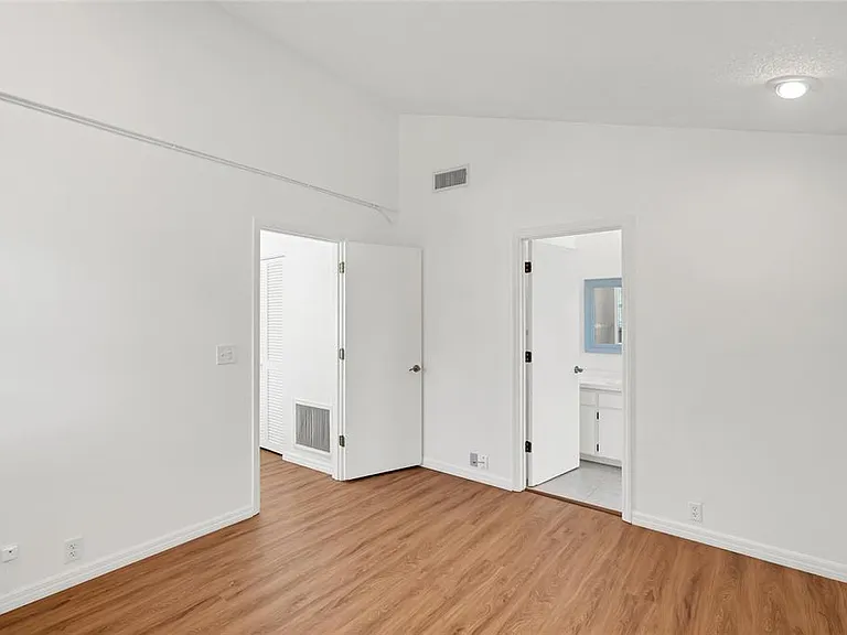4051 Shell Rd — Photo 36