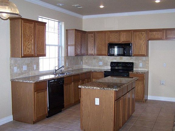 4th image of 3149 Fox Hollow Dr
