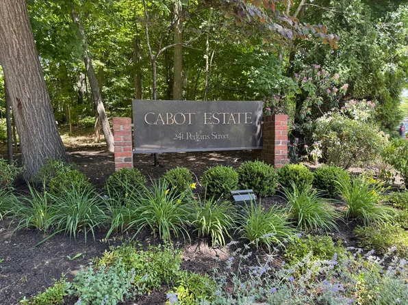 241 Perkins St Unit C603, Boston, MA 02130
