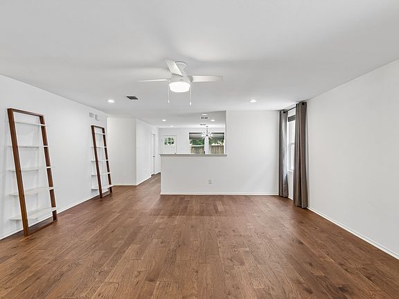 4th image of 13166 Michelle Dr