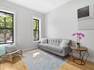 19 Apollo St, Brooklyn, NY 11222