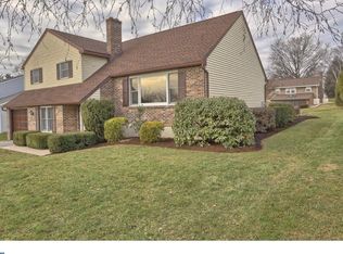 1109 Rhodora Ave, Reading, PA 19605