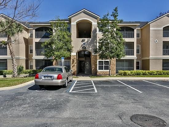 1st image of 940 Village Trl #42