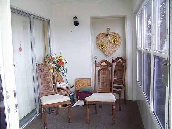 3rd image of 1221 Drew St APT A22