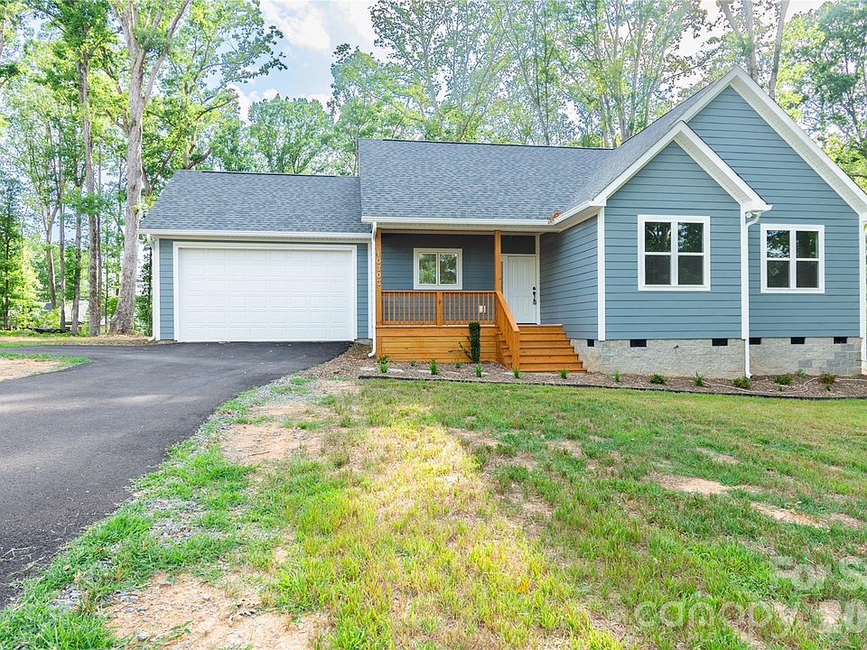 1st image of 10303 Sycamore Rd #90