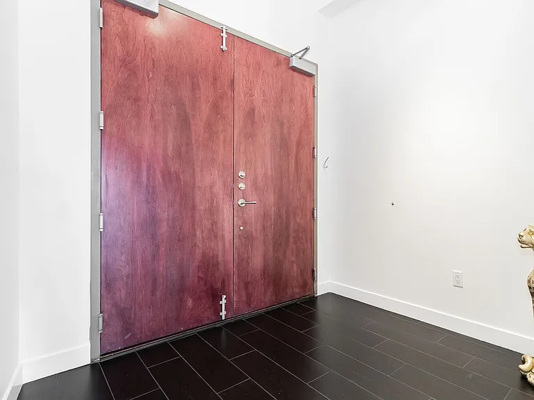 360 E Desert Inn Rd #1502 — Photo 14