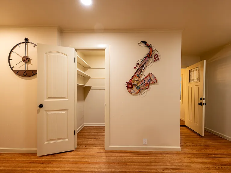 718 S Columbia Ave #A — Photo 21