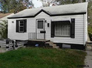 3911 N 39th St, Omaha, NE 68111