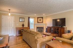 4th image of 20529 Westchester Cir