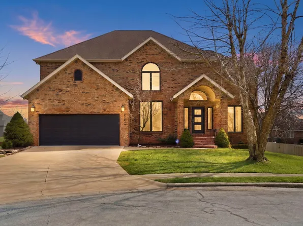 814 N Julie Court, Nixa, MO 65714