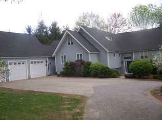 33 Lake Potanipo Rd, Brookline, NH 03033