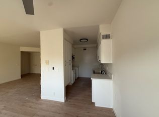 5138 Zelzah Ave #8, Encino, CA 91316